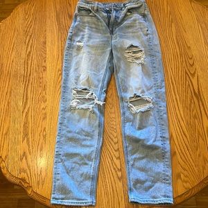 American Eagle Ripped Mom Jeans
